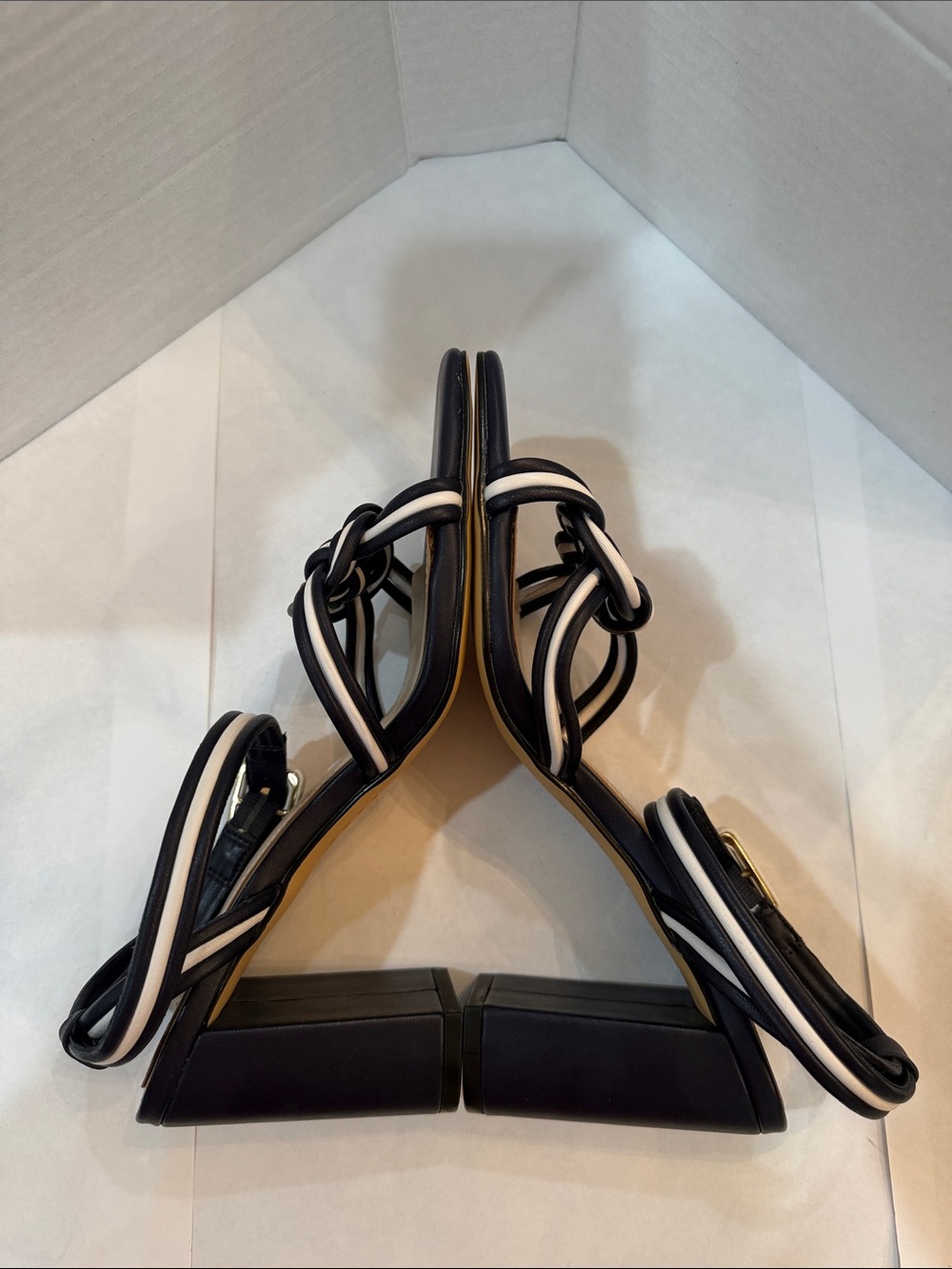 White House Black Market Nova Mixed Knot High Heels WHBM Size 8.5M Blue NIB - Picture 8 of 16